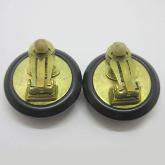 CHANEL CC Logos Black Round Clip-On Earrings Gold Tone 95P Auth w/Box #3249 - Picture 6 of 7